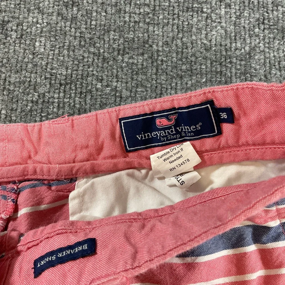 Vineyard Vines Breaker Shorts Mens 36 Salmon Pink Navy White Striped Cotto Chino